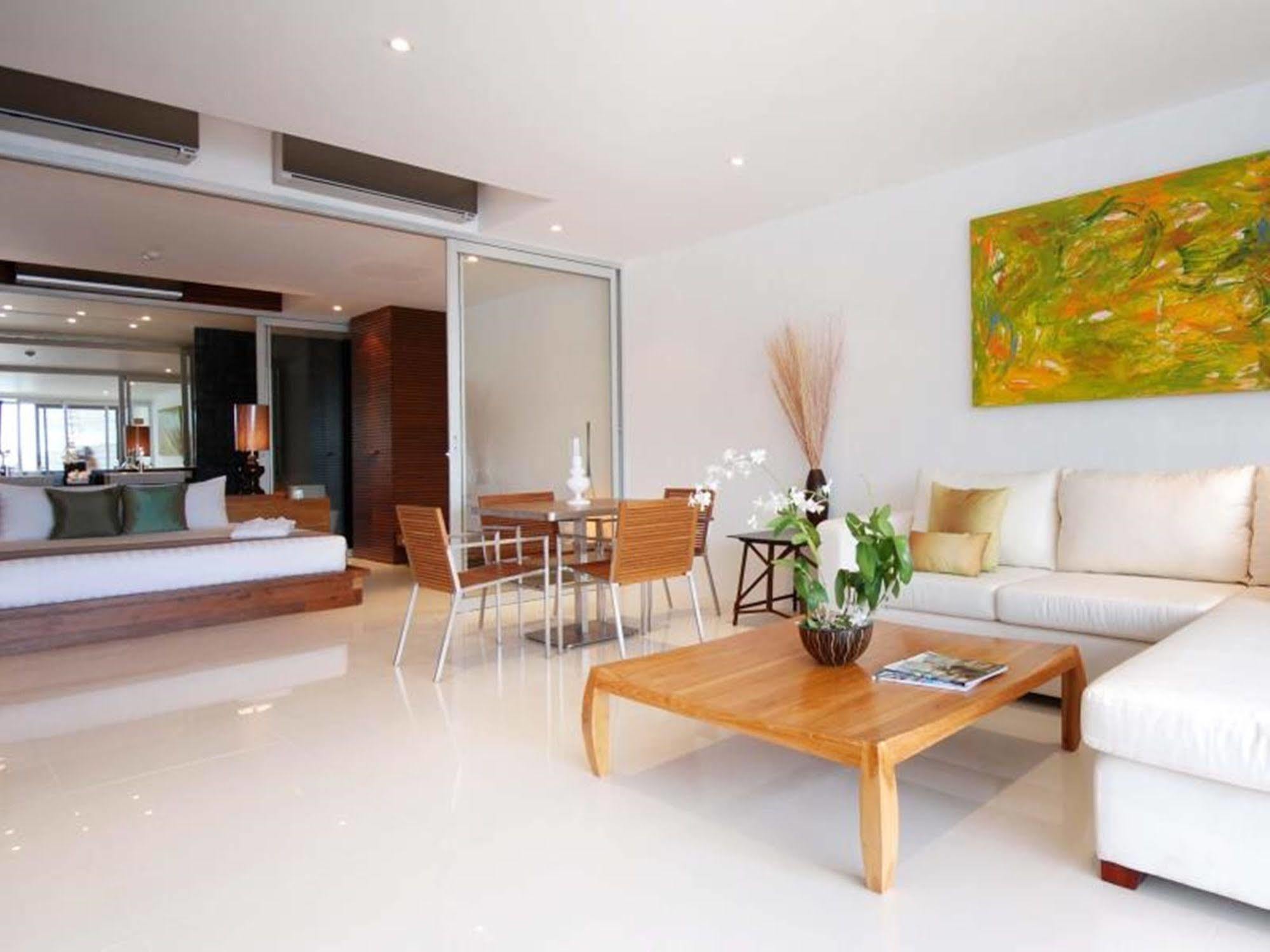Hotel The Quarter Phuket Hat Surin Exterior foto